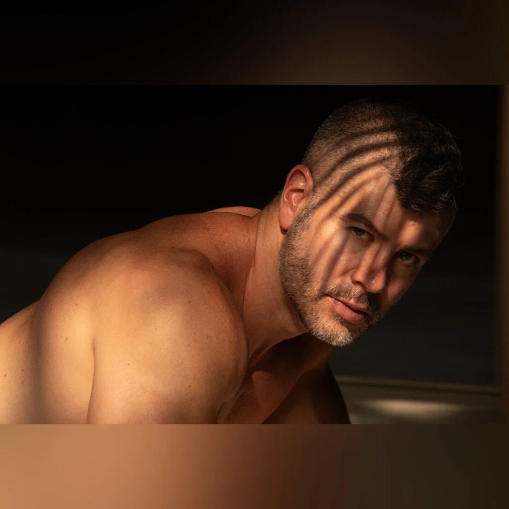eroticgvphoto's avatar