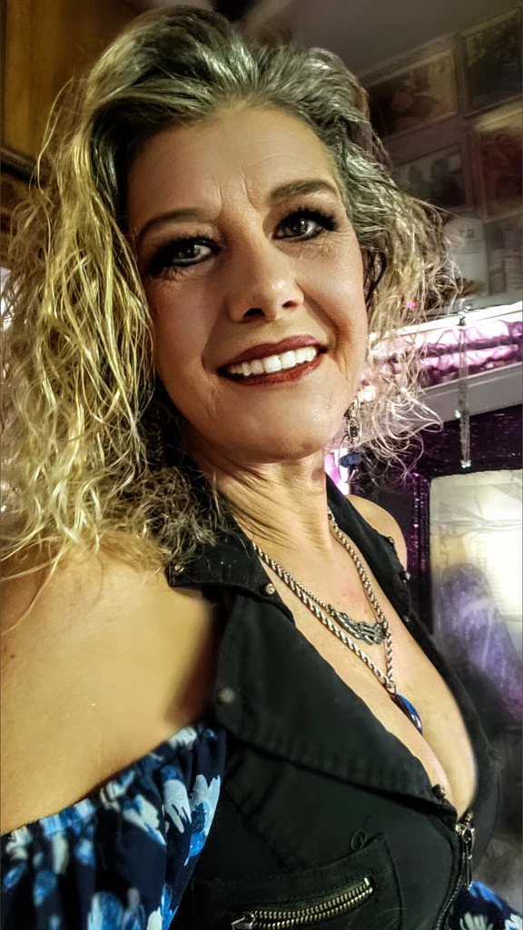 Loulou's avatar