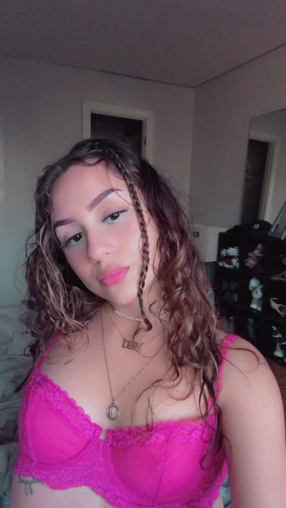 fairy kat 🧚🏼‍♀️'s avatar