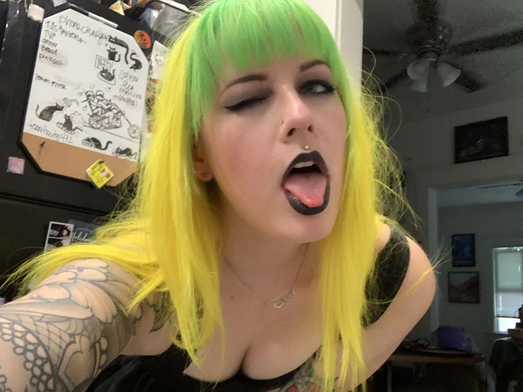 Eden Dove's avatar