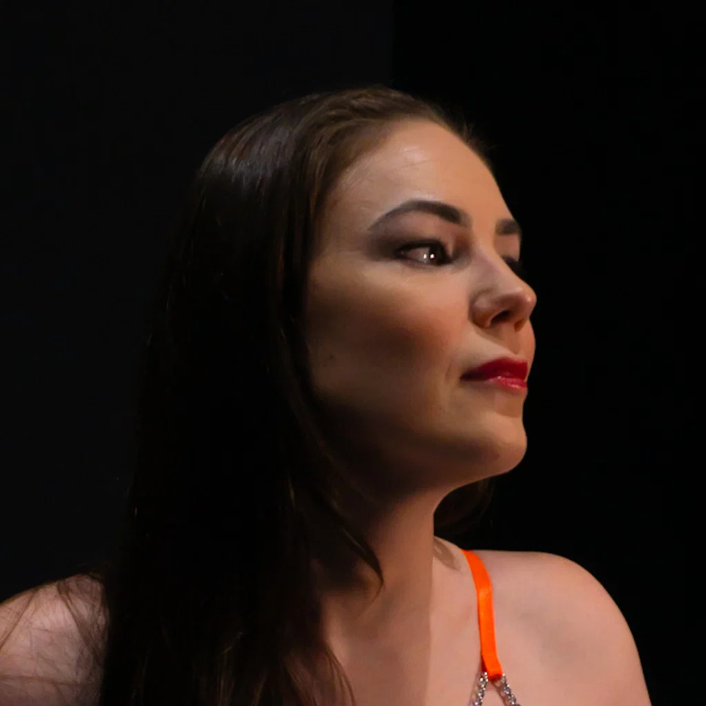 April Feelix's avatar