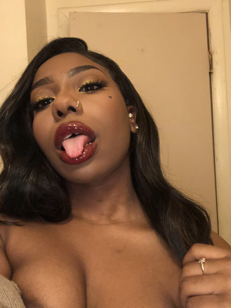 PlaygirlYamz's avatar