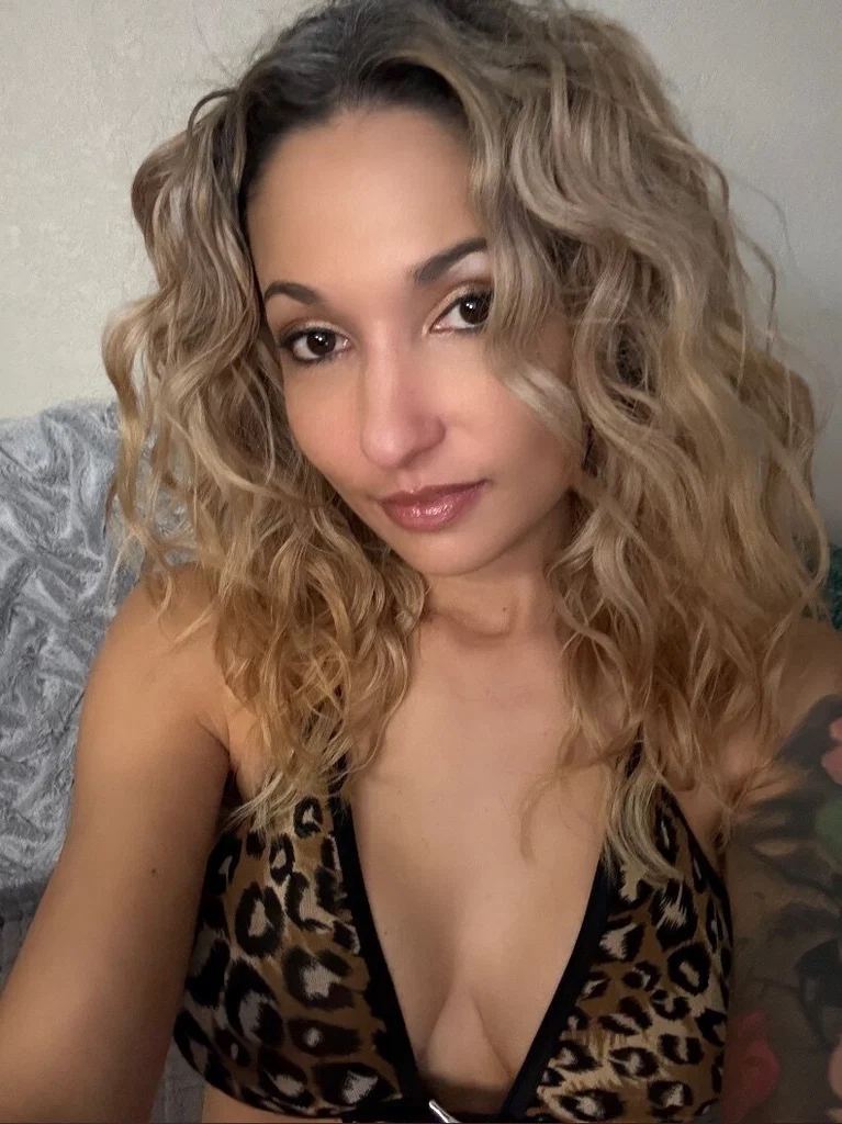 Alexis Allen's avatar