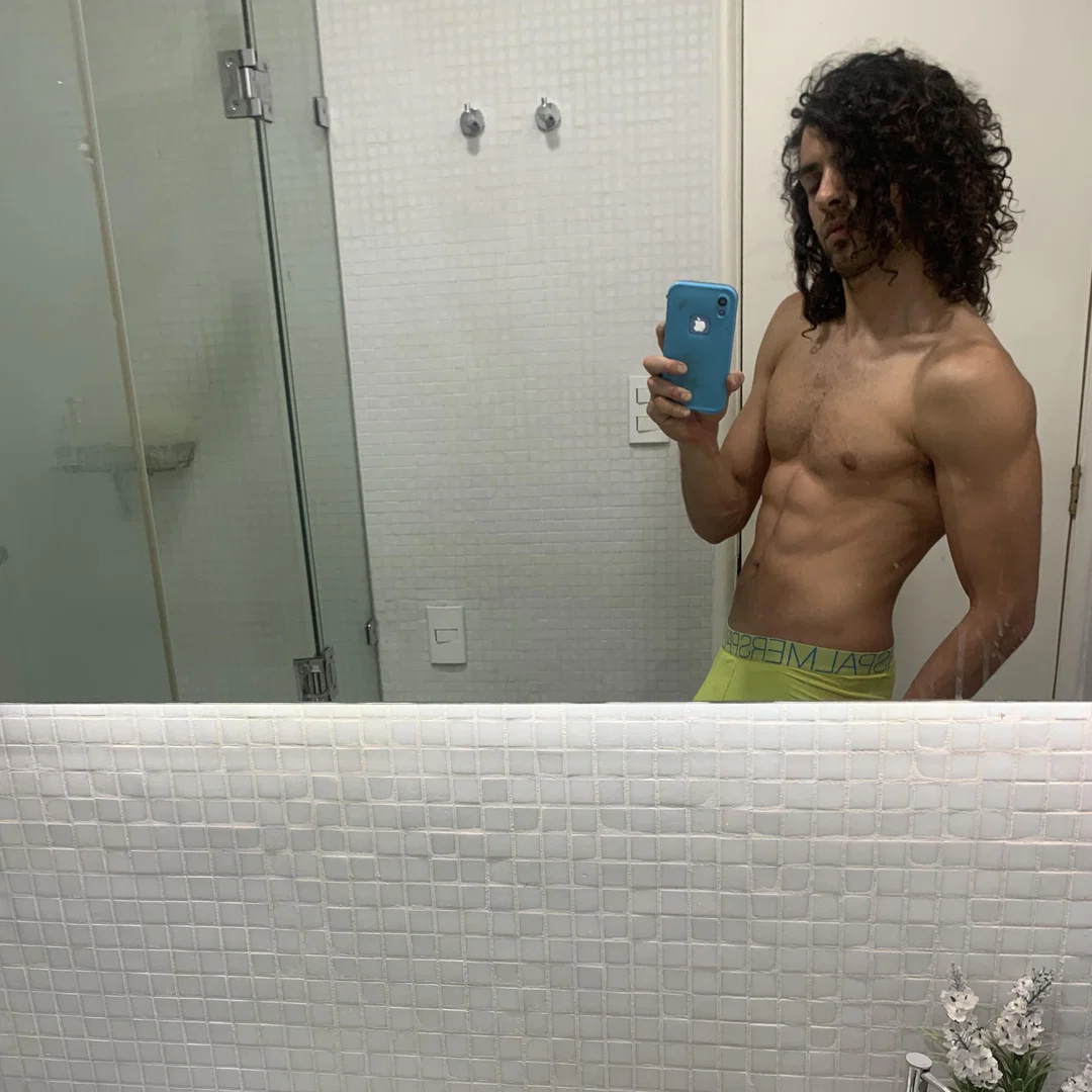 Latin/italian Tarzan profile banner