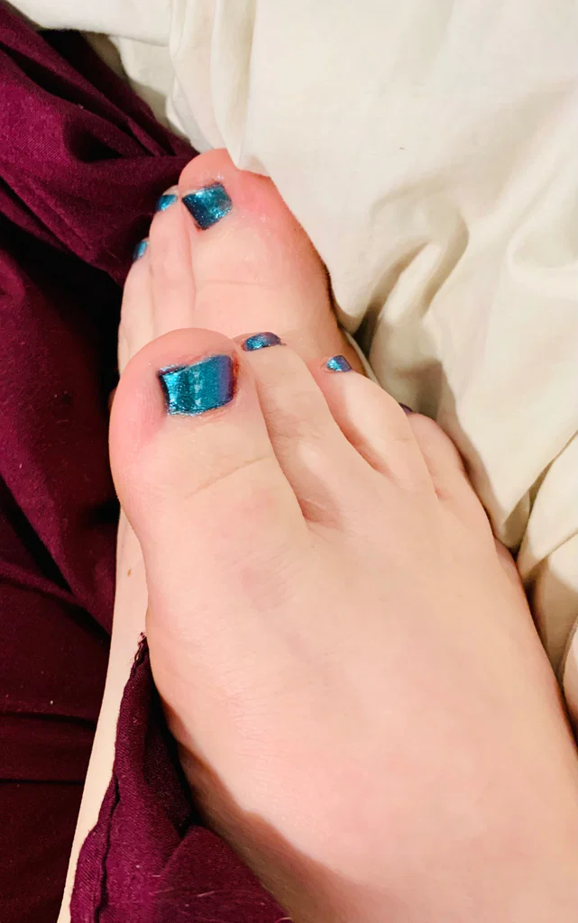 KnottedFeet's avatar