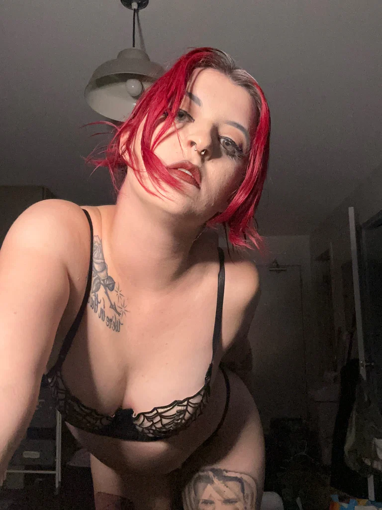 Mila Arnett's avatar
