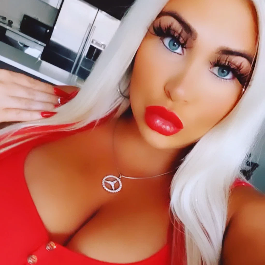 Shay LàVu's avatar