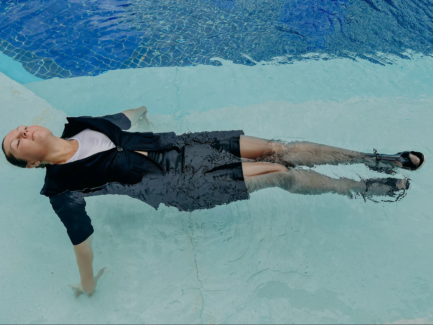 Lulu ❤️ WETLOOK 💙 FREE❤️ profile banner