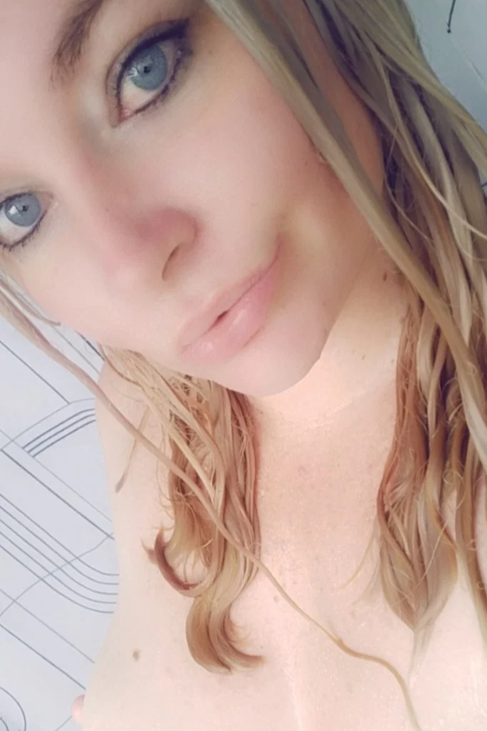 Alix's avatar