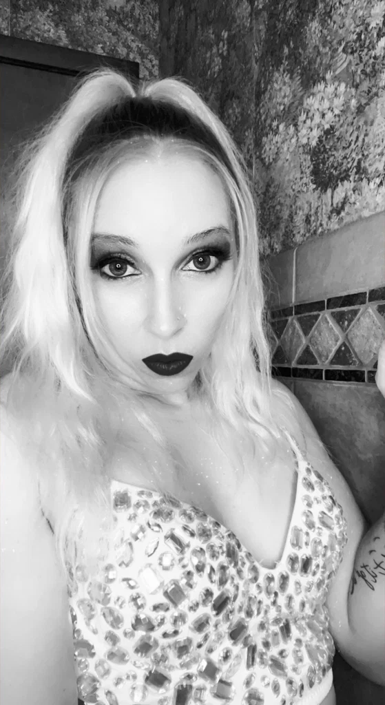 prettytrish_VIP's avatar