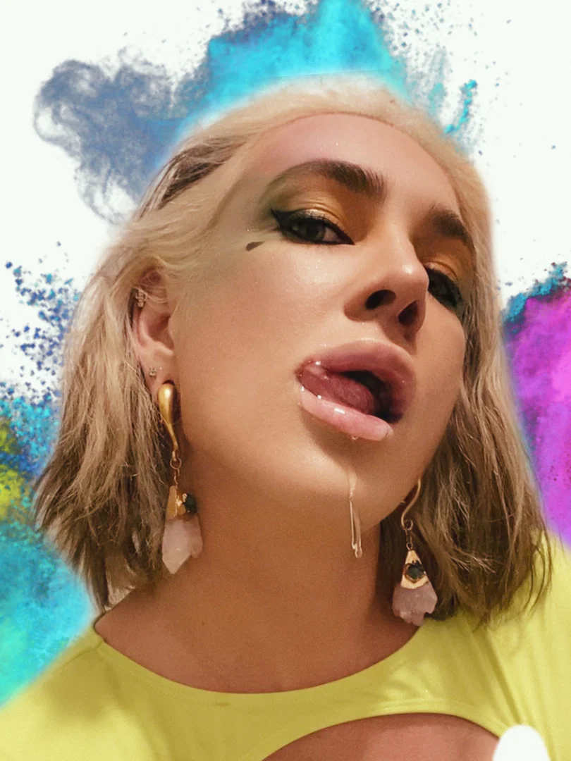 Olya Meow profile banner
