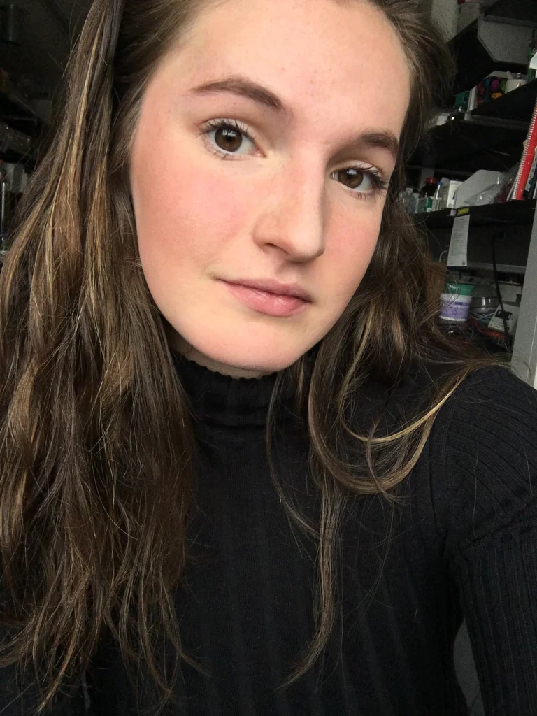Becca Mava's avatar