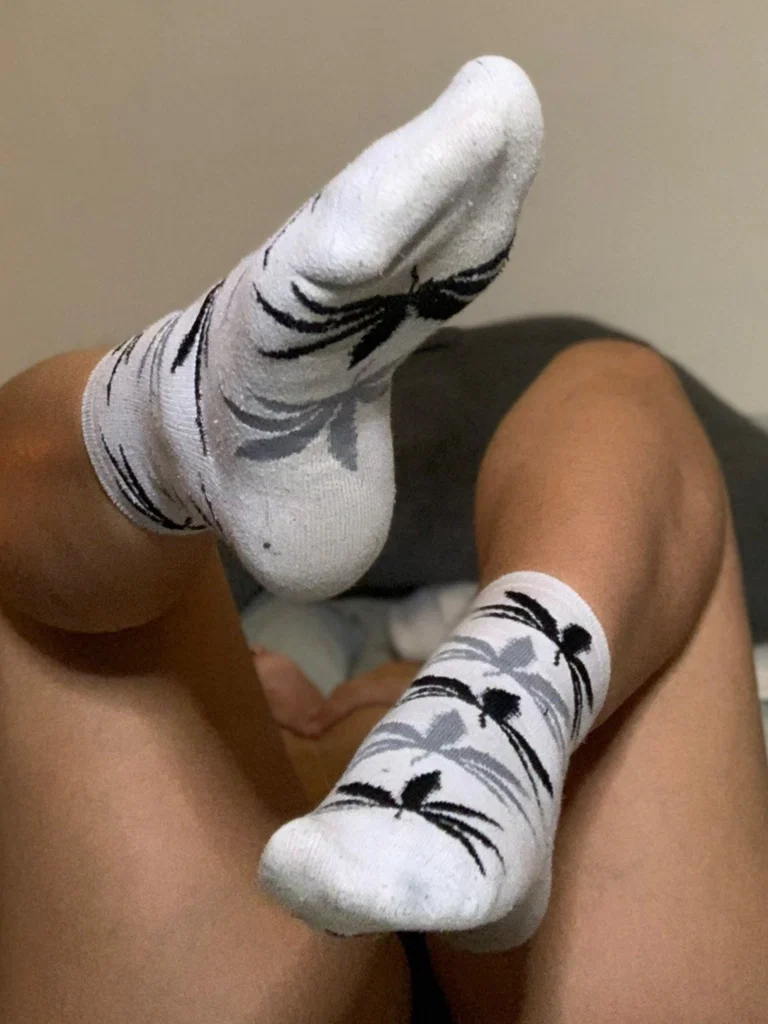 Ivy Noir🦶
