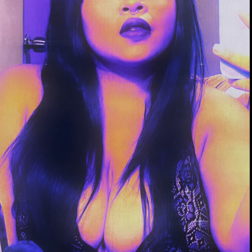 Nicky🦋✨'s avatar