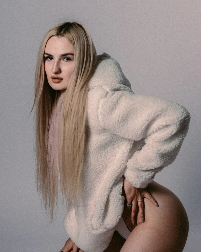 Eva Hotles