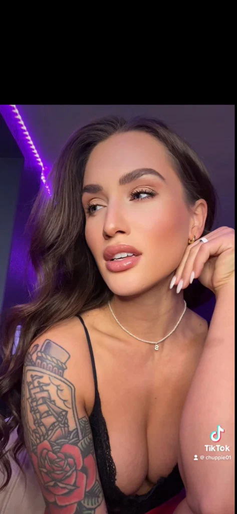 BellaBrunette's avatar