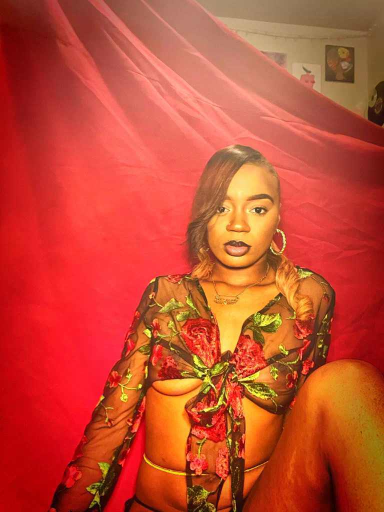 EVVONNE's avatar