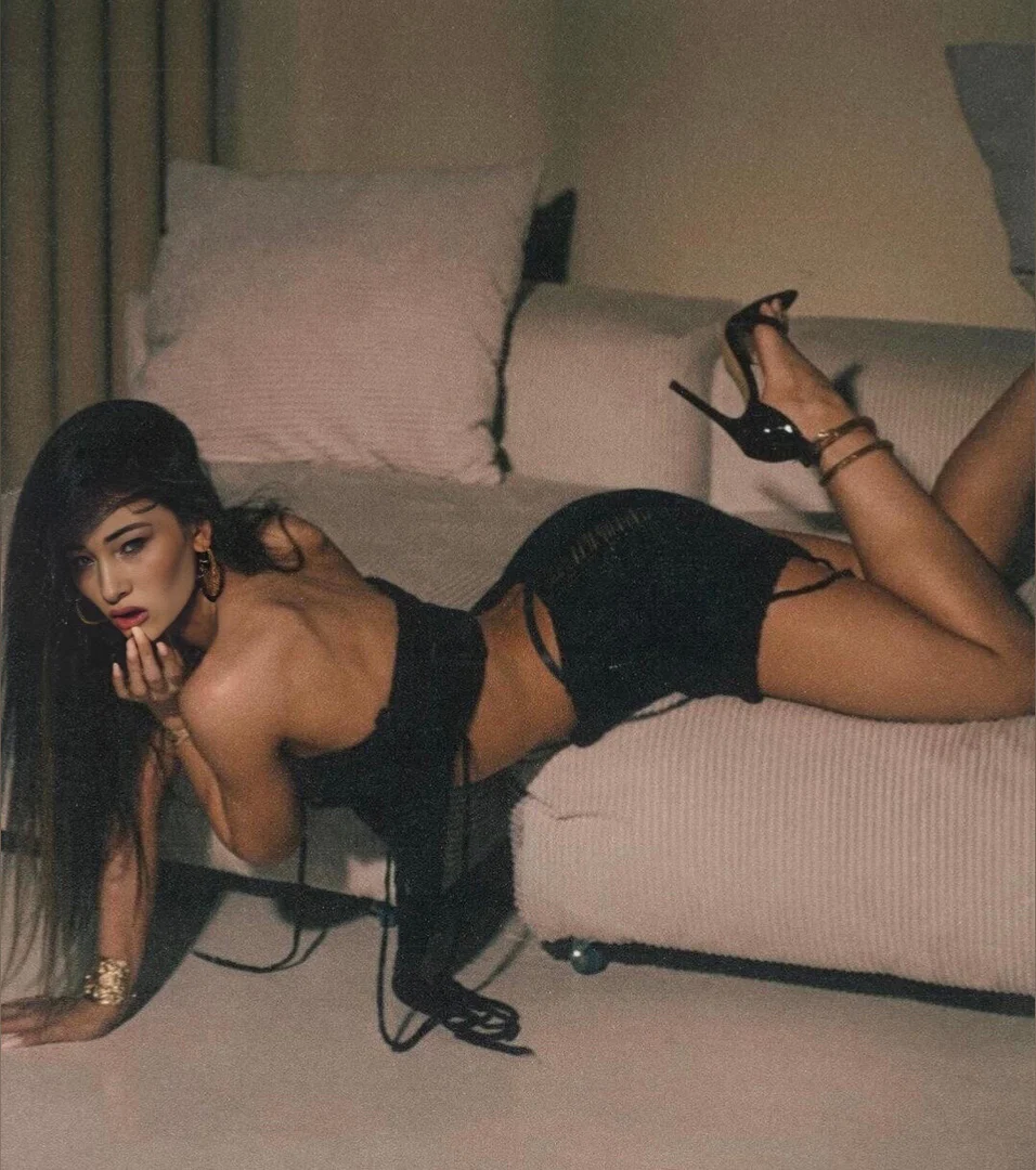 Nicki profile banner