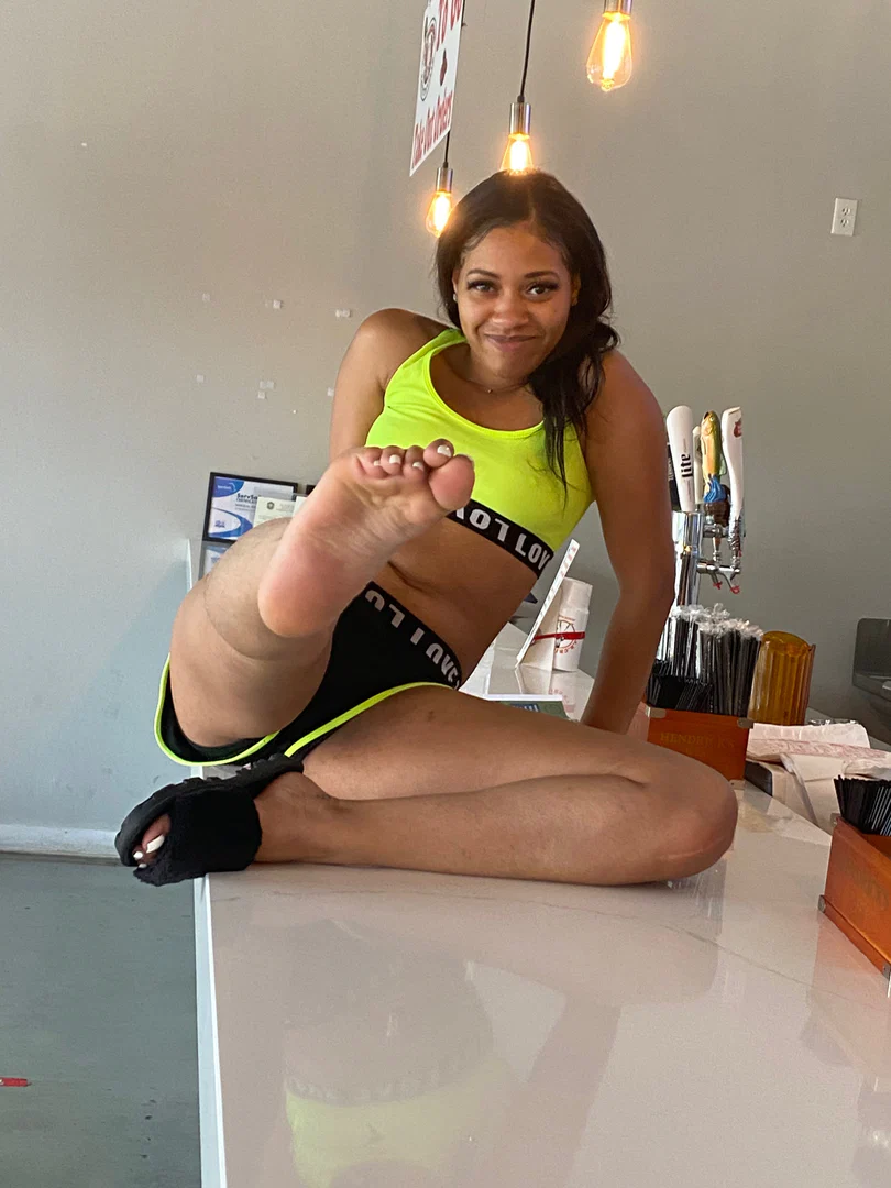 MsSquirtsalot 😉 profile banner