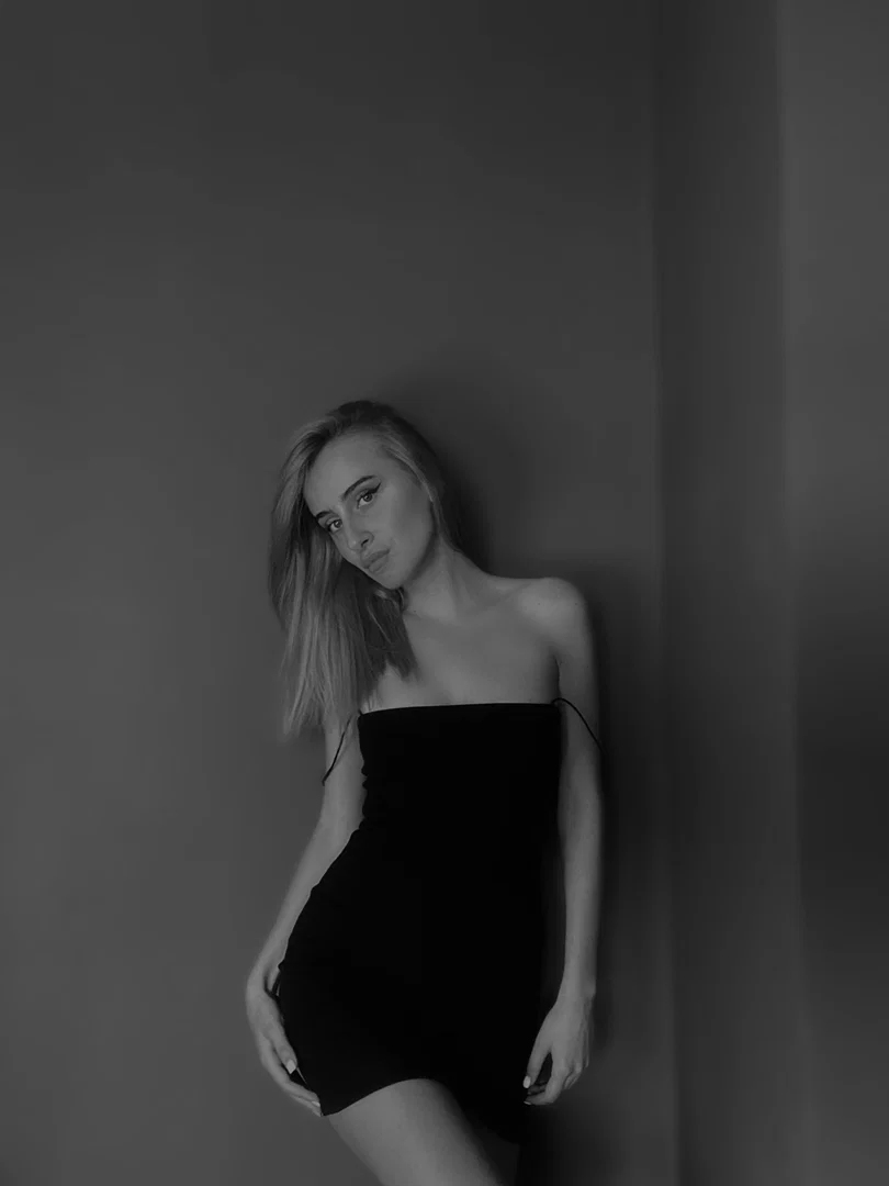 Di profile banner