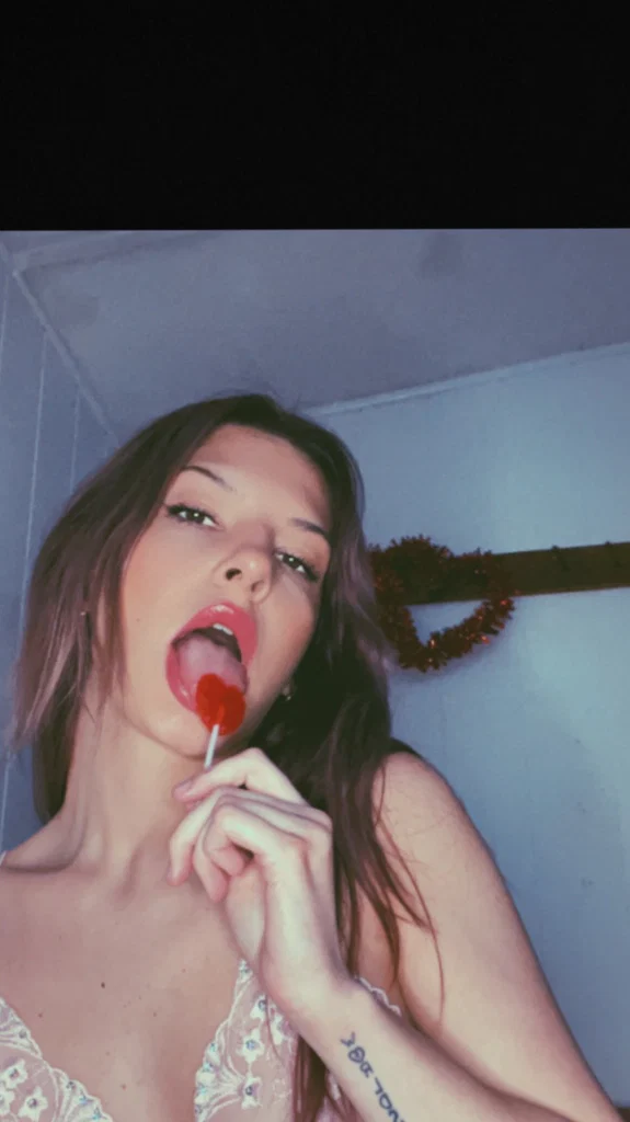 juicy underworld's avatar