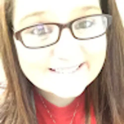 Kylee Cown's avatar
