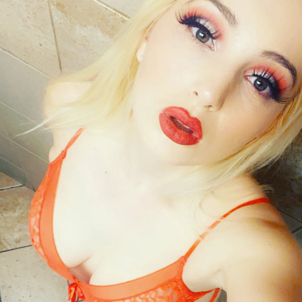 Lily Lovelace