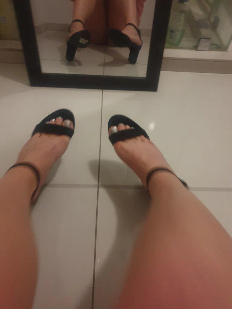 Goddess Barbie Feet's avatar