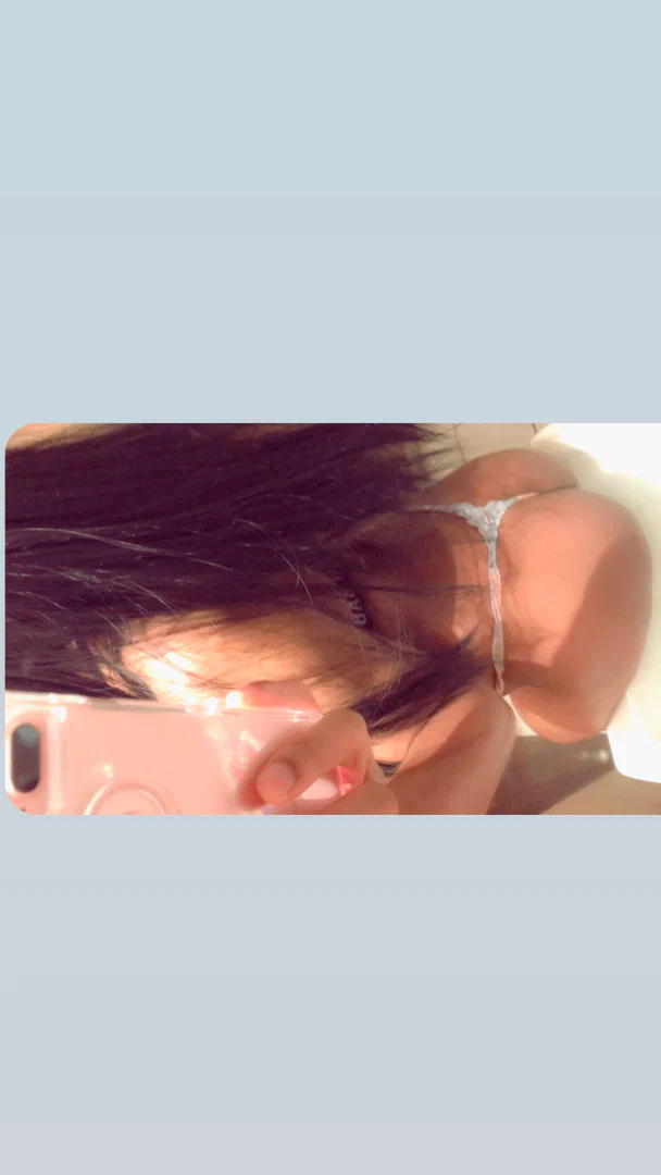 Queen π profile banner