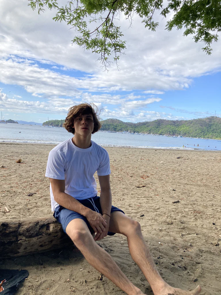 Noah Quirós's avatar