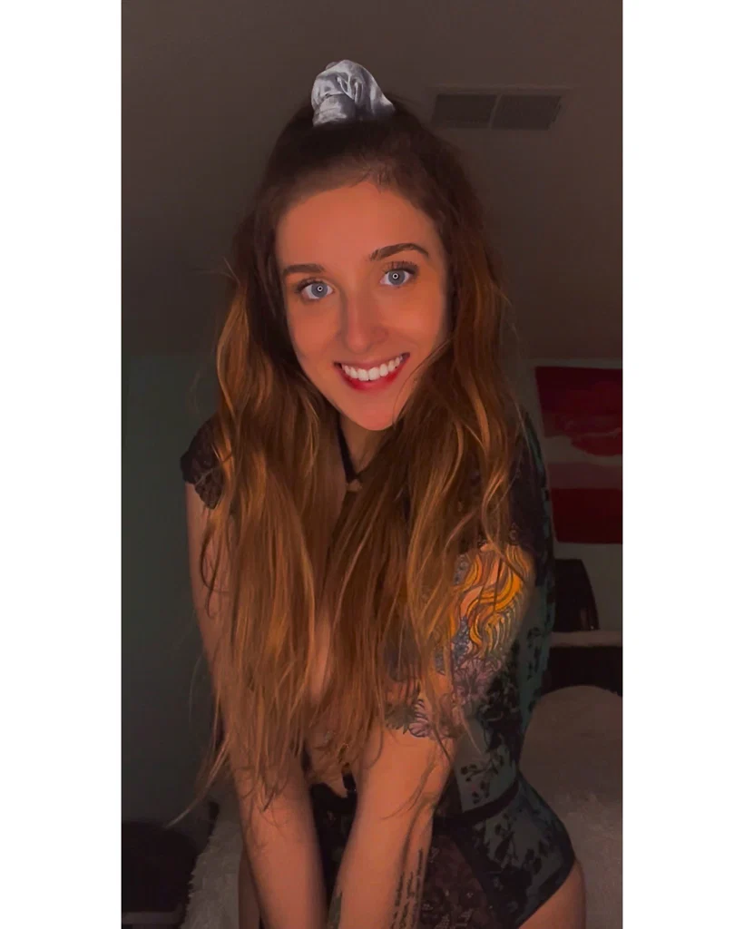NaughtyBirds's avatar