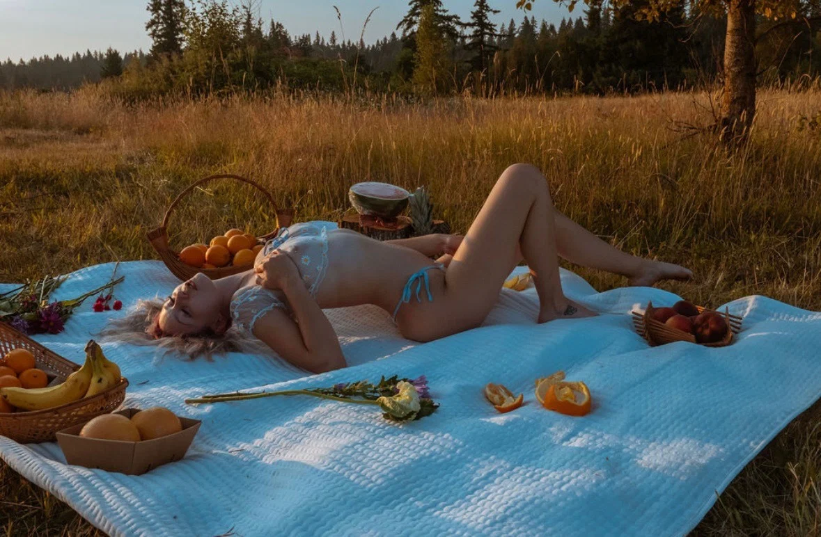 Tsizzle🍒🍑 profile banner