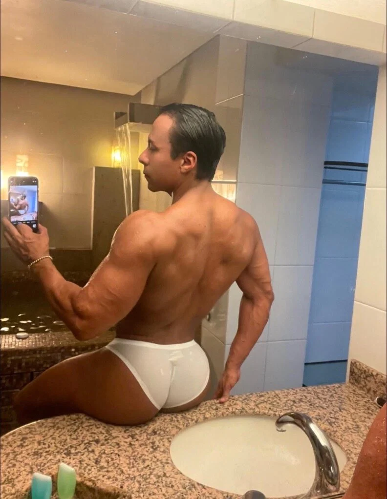 Kim Yañez Official🇲🇽 profile banner