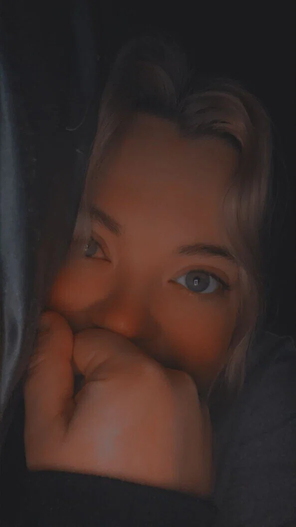 Renee profile banner
