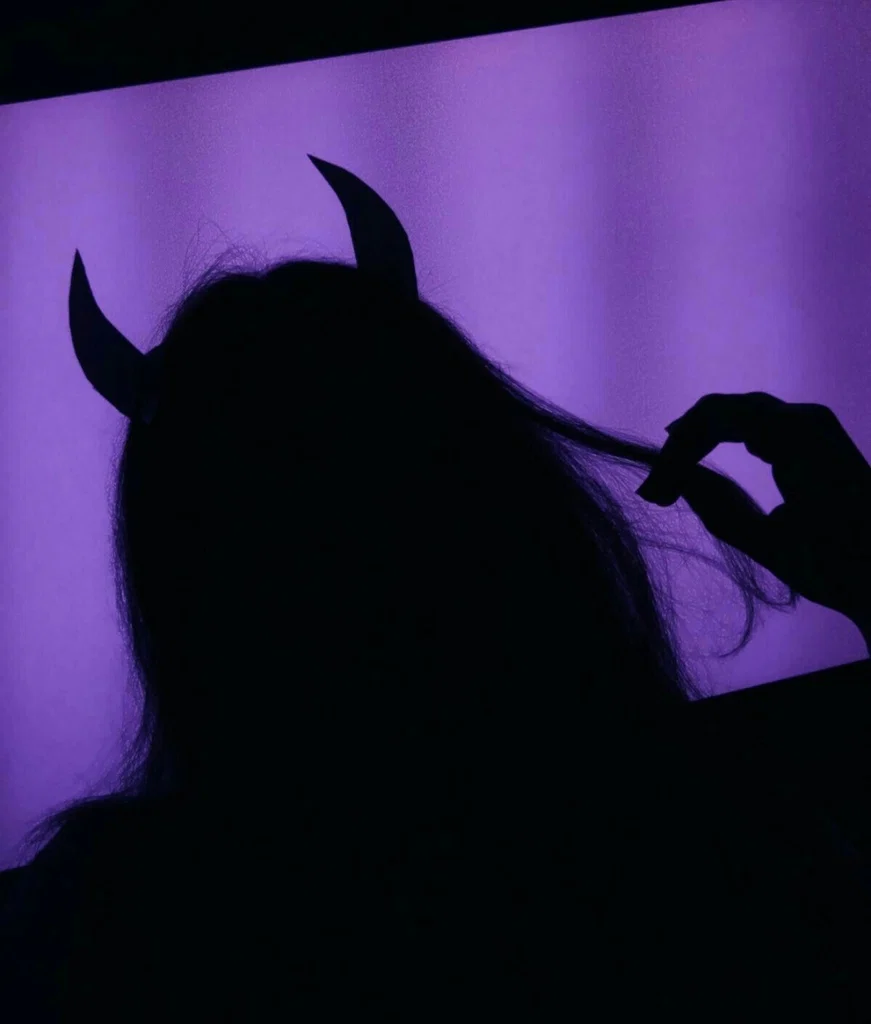 Violet's avatar