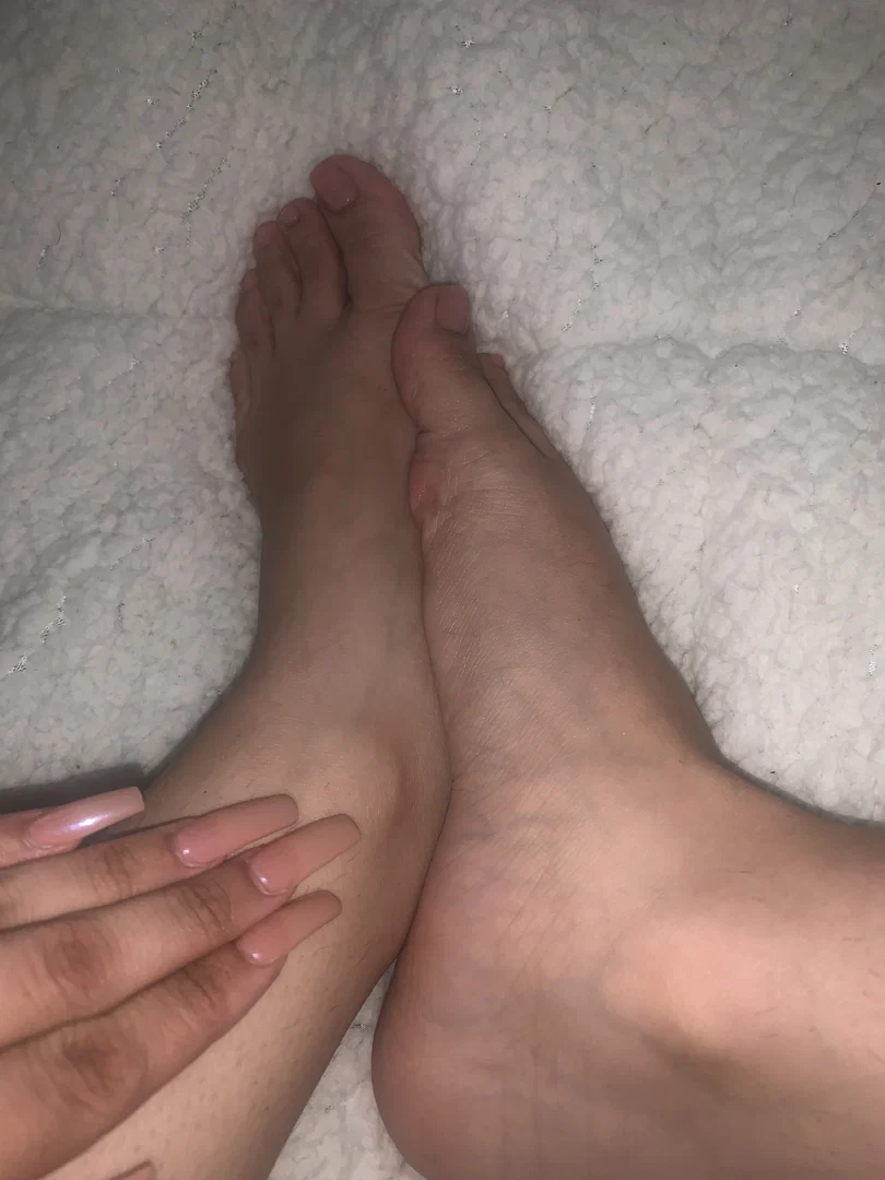 Foot Queen profile banner