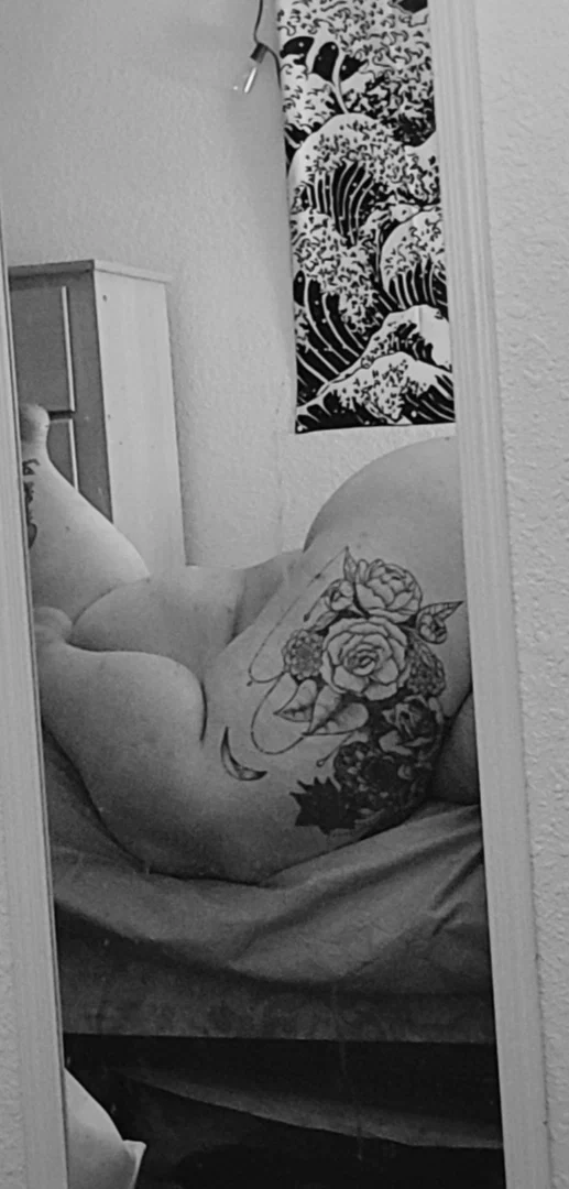 Tastygrrl profile banner