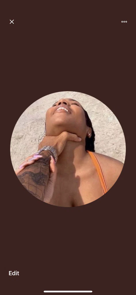 Scary Hours😏's avatar