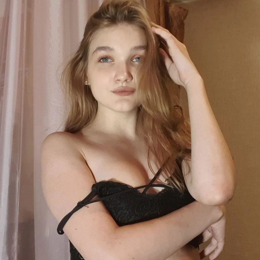 Amelia_Mason's avatar
