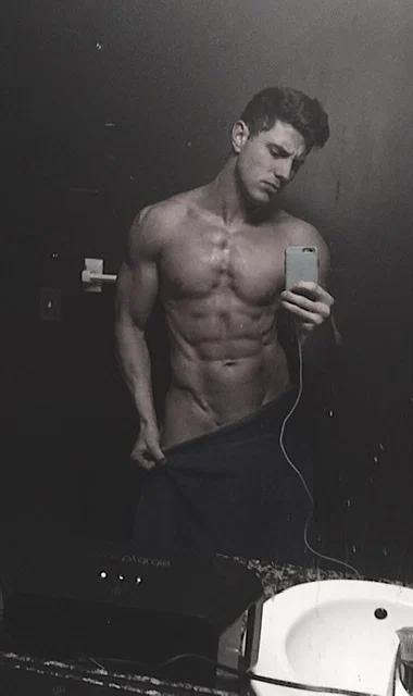 Scotty The Hottie's avatar
