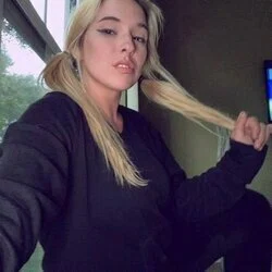 Flowersandgerrl