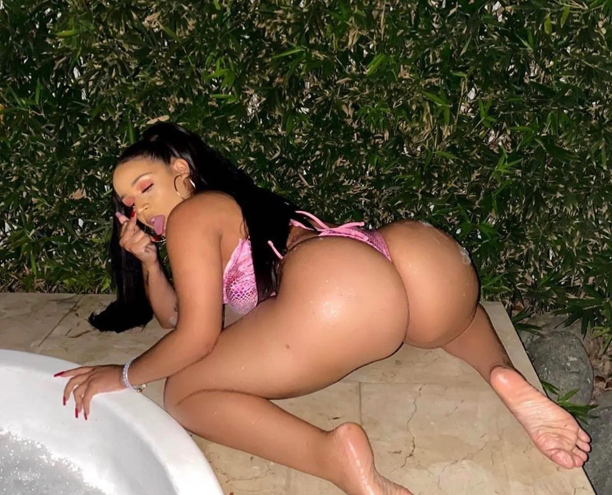 Magdalena 🐩 profile banner