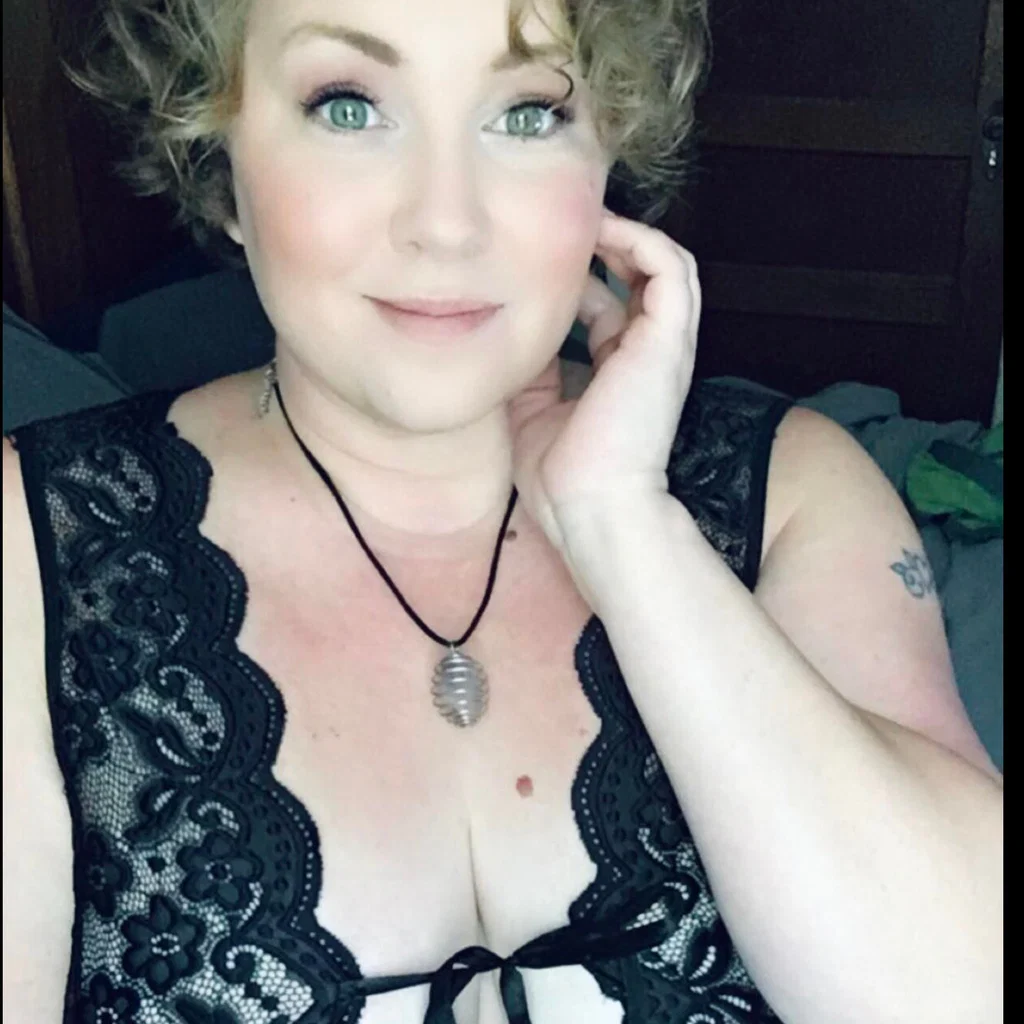 Cassie Jane's avatar