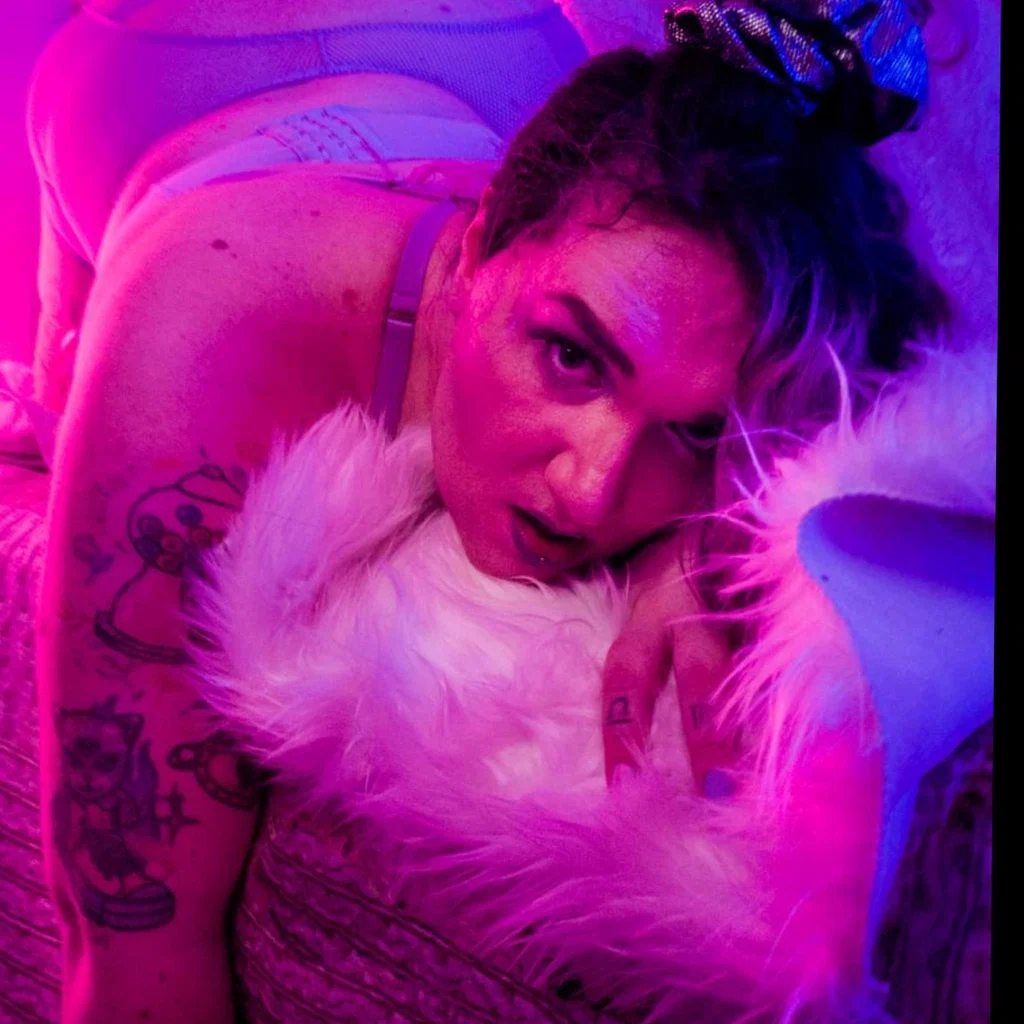 Petra Pink's avatar