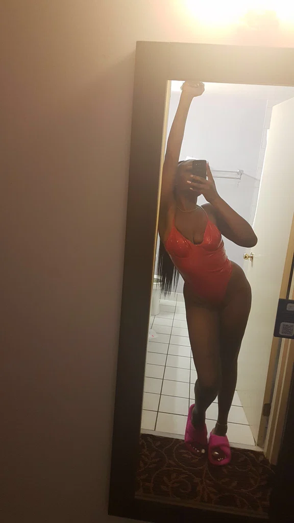 Nikki_OF