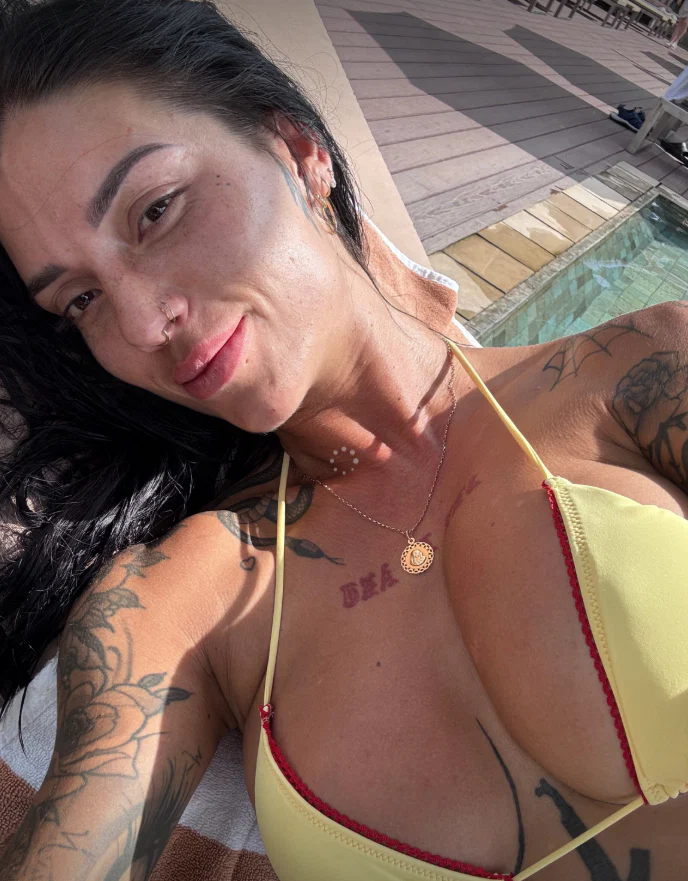 Krystal Maddison FREE
