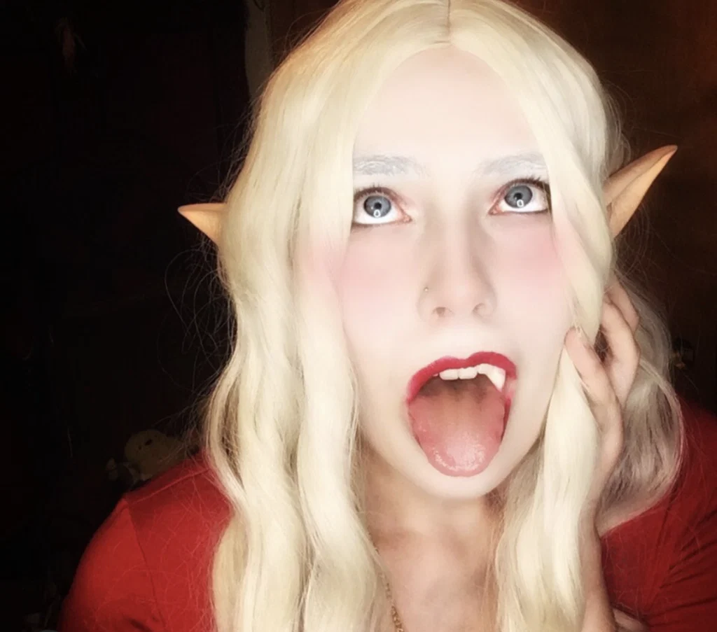 Lovely-Luna's avatar
