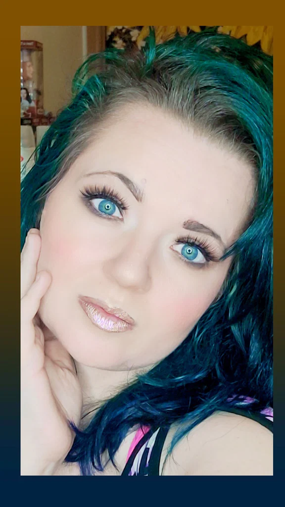 Life with Terri Lynne's avatar