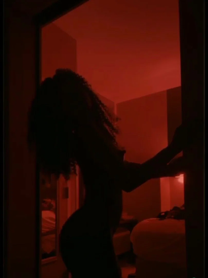 Mahogany profile banner