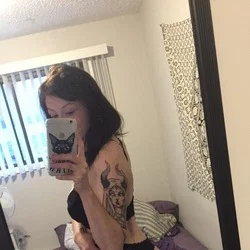 Tynisha Titan's avatar